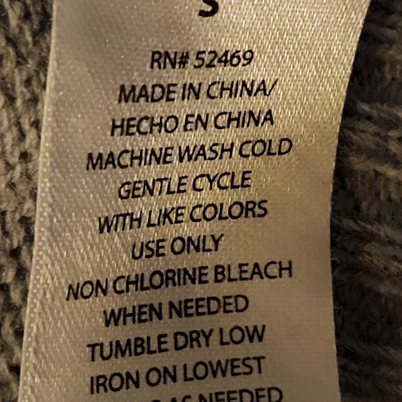 Pet sweater size small by Vibrant Life - Picture 5 of 8